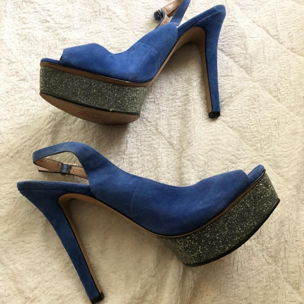 Vince Camuto blue suede platform high heels sz 8